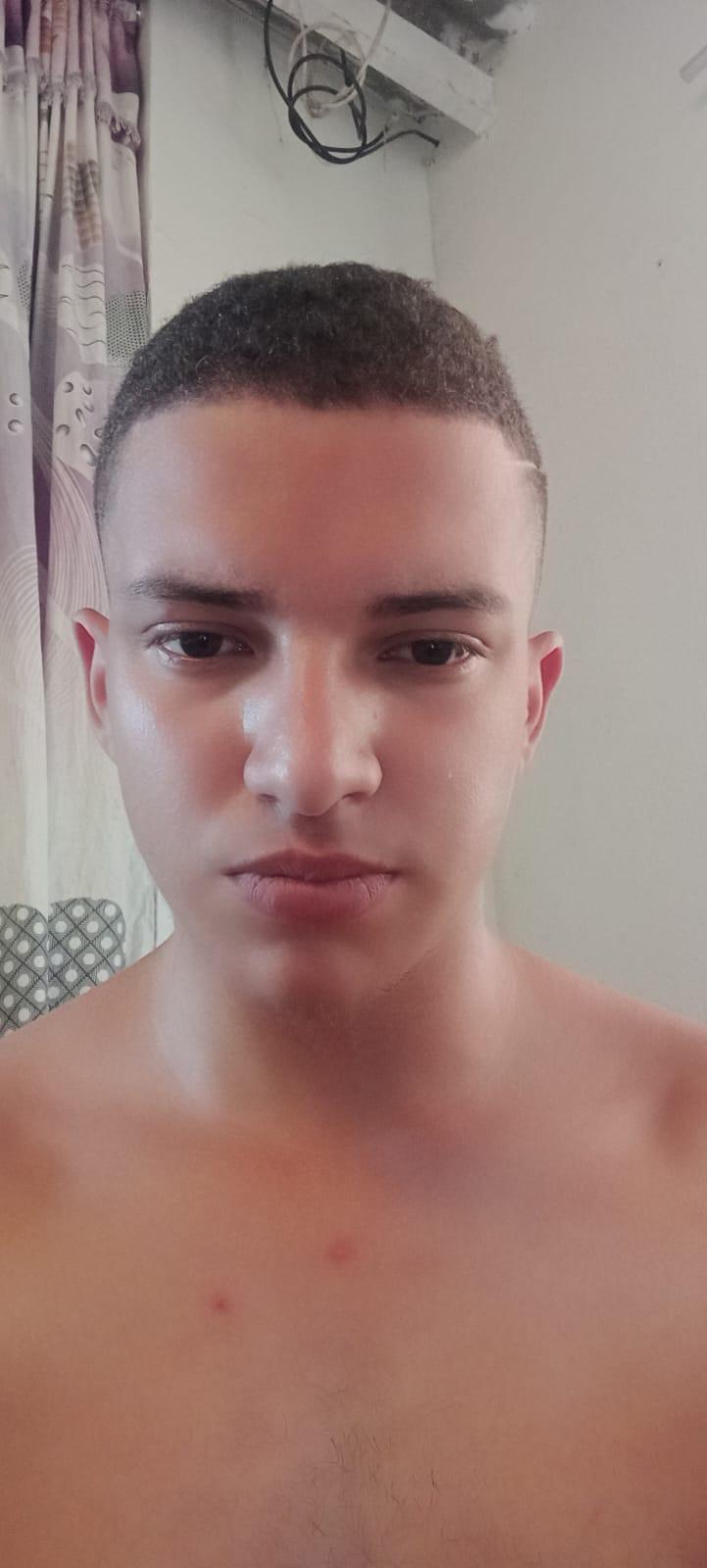 DanielHotMed from Colombia