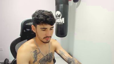 DimitriSanders from United Kingdom