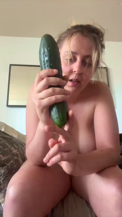 Girlrandom34 from France