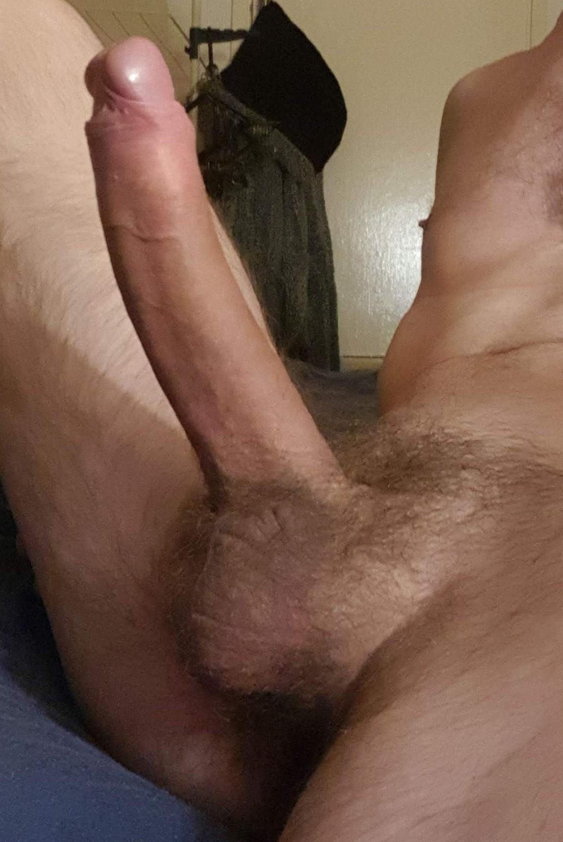 HugecockRay from United Kingdom