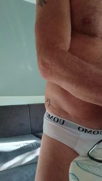 ItalSilverDaddy from Italy