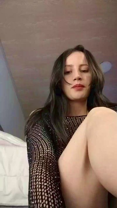 Lilymo from Italy