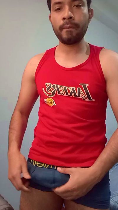 Luisfer98 from Peru