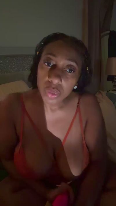 Madam_Glam from United States