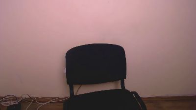 MiaTeps_ from United States