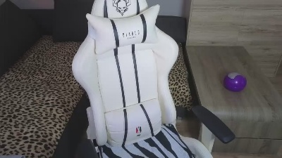 Natalli888 from Austria