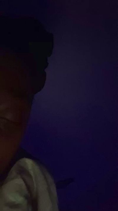 Prettyfeets28 from United States