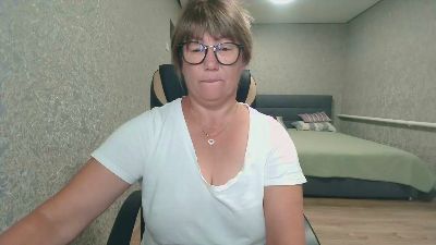 SonyaNightt from Poland