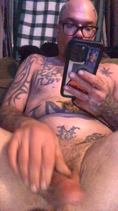 ThickNTwizted from United States