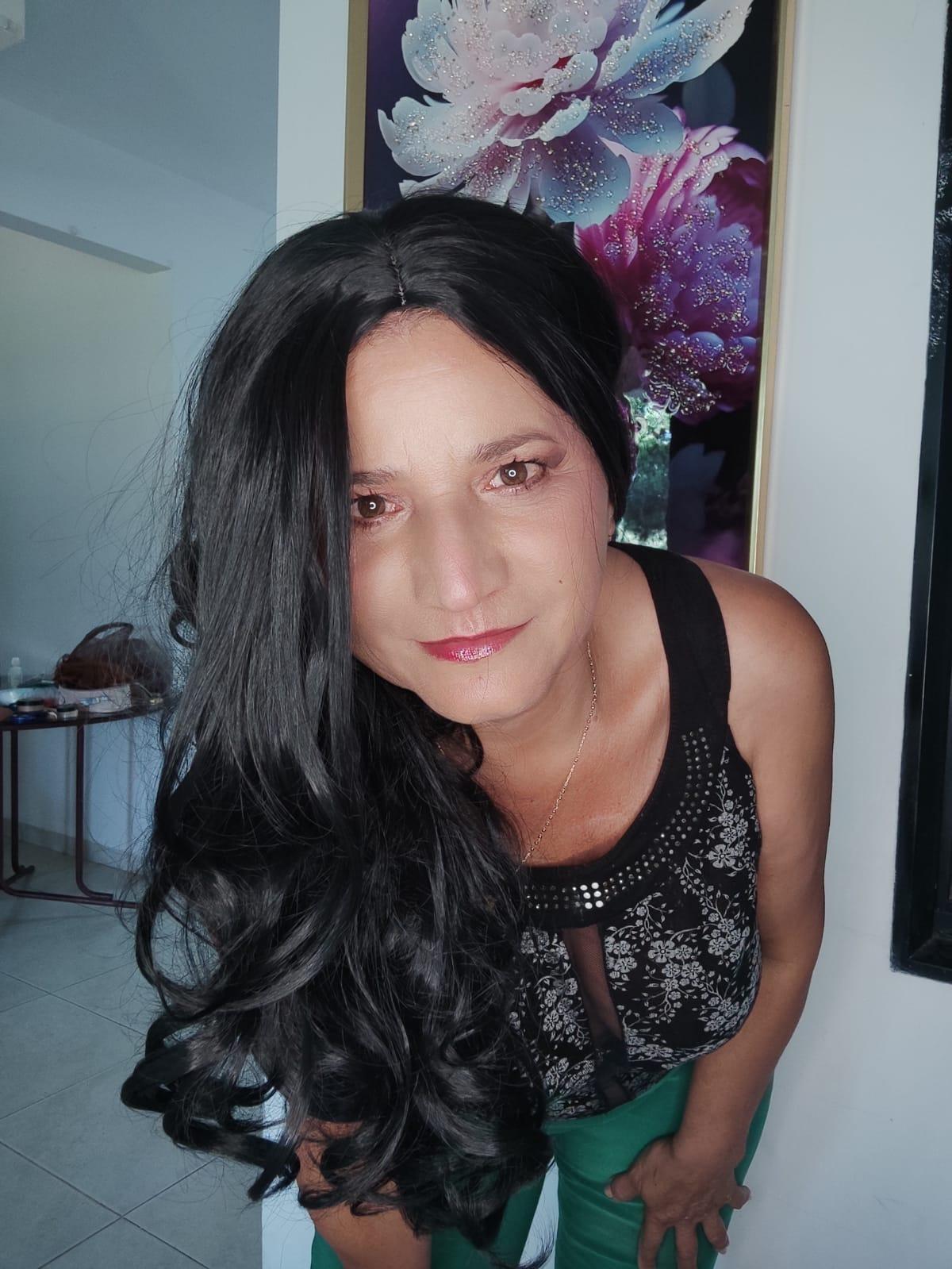 ashlyinparis69 from Colombia