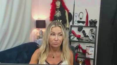 crystal__xxx from Germany