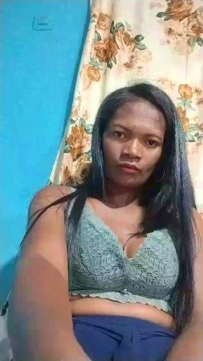 diana418 from Madagascar