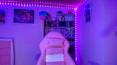 violet_smileex from Colombia