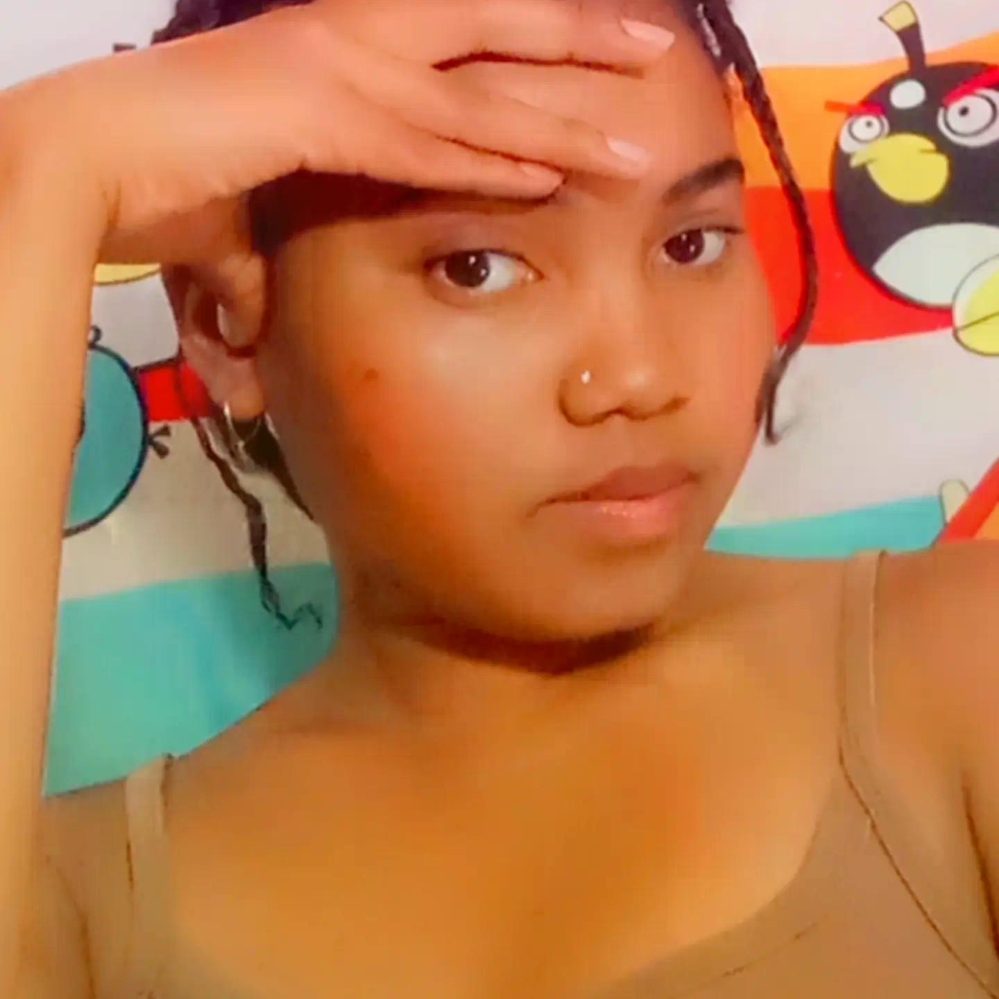 zamirapretty from Réunion